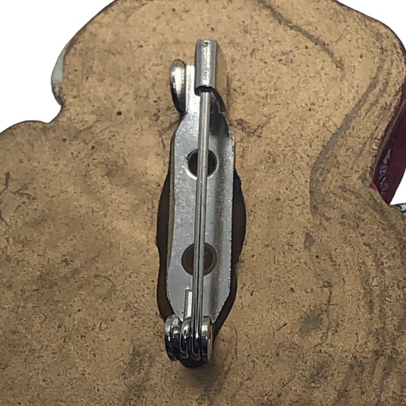 Resin Santa Clause Christmas Broach Pin - Picture 3 of 4